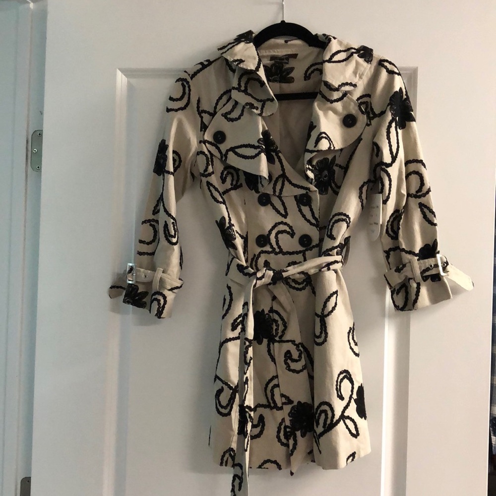 Luii linen trench coat